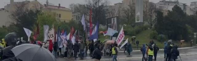 TEROR U BEOGRADU: Pogledajte koliko blokadera maltretira preko dva miliona ljudi (VIDEO)
