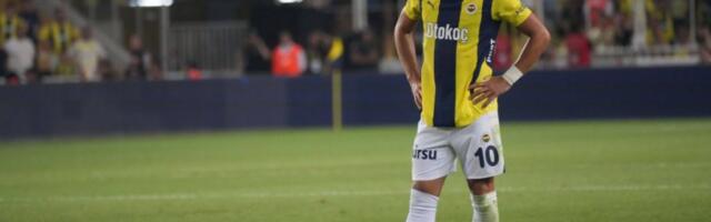 VELIKA ČAST ZA DUŠANA: Tadićeva stotka u Fenerbahčeu (FOTO)