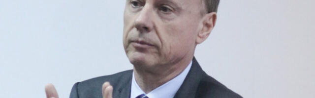 PANIKA NA UNIVERZITETU U BEOGRADU! Rektor Đokić se hitno obratio premijeru Macutu  - traži odlaganje kontrole trošenja državnog novca