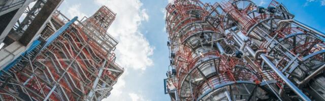 Već 81 dan bez kapi nafte: Imamo rezerve, cena goriva miruje, a evo šta se očekuje 2026. godine