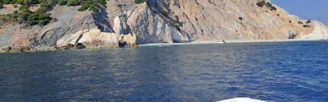 Ovo Grčko ostrvo je idealno za odmor mnogih Srba: Priroda kao iz bajke, veliki izbor prelepih plaža!