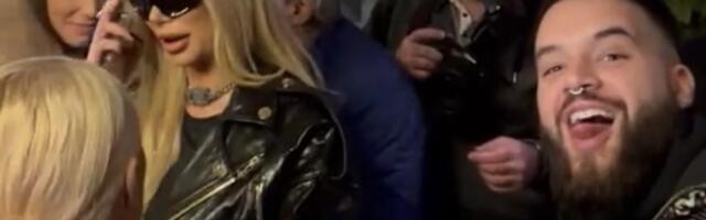 U CENTRU INTERNACIONALNE DRAME! Srpsku pevačicu (31) prozivaju širom sveta zbog navodne KRAĐE DIZAJNA - ONA ODMAH OBRISALA SVE! (FOTO)