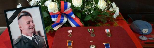 Srpskog heroja odlikovale i Ujedinjene nacije: Posthumno mu dodeljeno pet medalja (VIDEO)