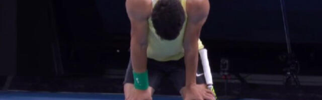 Pored imena Karlosa Alkaras stoji zvezdica?