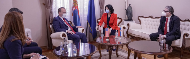 Američki ambasador i Sotirovski: U planu rekonstrukcija bolnice “Gornja Toponica”