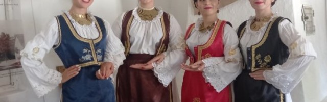 BAŠAIDAC ŠPICNAME NOSI I NJIME SE PONOSI! Ovako je Na „Danima Suvače“ u Kikindi predstavljeno selo Bašaid/FOTO/