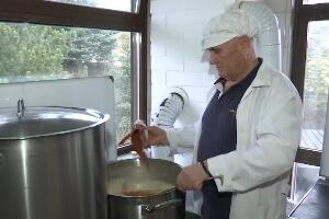 Епархија рашко-призренска припрема храну за више од 2000 корисника
