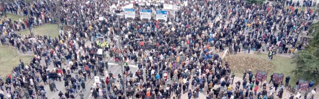 Studenti u blokadi pozivaju na 16 minuta tišine ispred Osnovnog suda u Nišu