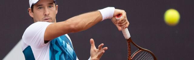 Maratonac Lajović slavio u kvalifikacijama za AO: Duci posle skoro tri i po sata igre slomio Argentinca