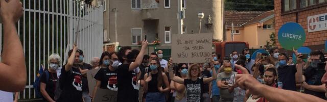 Kreni-promeni: Od zaposlenih u Centralnom zatvoru traži se da idu na miting SNS-a