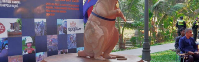 У Камбоџи откривен споменик чувеном пацову деминеру