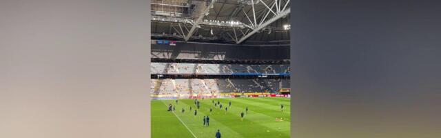 Atmosfera pola sata pre početka utakmice Švedska - Srbija u Stokholmu