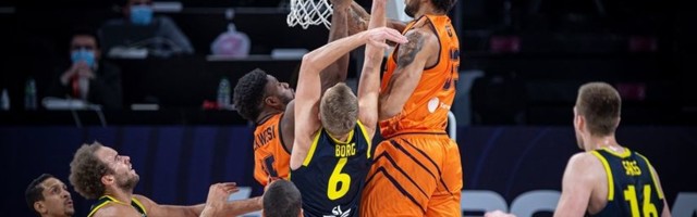Belgijanci jednom nogom na Evrobasketu, važna pobeda Holanđana