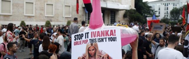 „Situacija podseća na Divlji zapad“: Hoće li albanski flamingosi preživeti planove Trampovih?