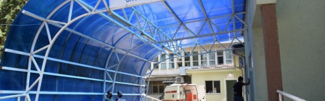 KORONU POBEDILI TEHNIKA I - LJUDI: Ministarstvo zdravlja opremom i novim lekarima preporodilo Opštu bolnicu u Ćupriji
