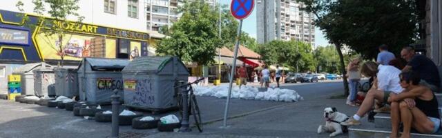 Zemuncima uručen zlatni kontejner (VIDEO)