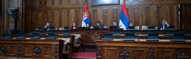 Skupština Srbije izabrala sudije Ustavnog suda koje je predložio Vučić