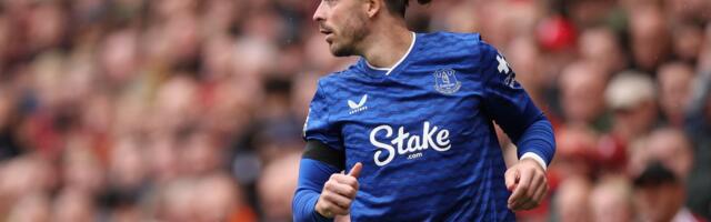 Griliš u društvu bivšeg saigrača iz Sitija ludovao po Londonu, potrošio 23 hiljade evra, pa završio u striptiz klubu!