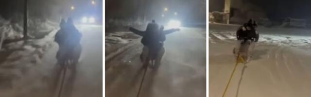 "Ovaj će da ih pregazi, brate!" Krici i vriska kod Kraljeva, drug ih SAMLEO kolima dok su snimali za TikTok