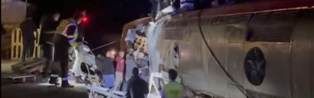 Raste broj žrtava nakon sudara vozova u Španiji: Najmanje 24 poginulih, strahuje se da će ih biti više