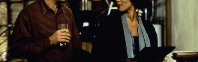 "Slali su joj prljavi veš i čarape" Ispovest pravog telohranitelja Vitni Hjuston: "Bio sam svedok njenog propadanja"