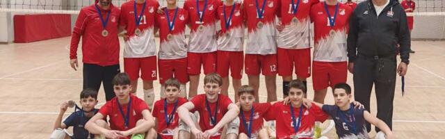 Sjajne partije odbojkaša u Novom Sadu: Proleterovi kadeti vicešampioni Vojvodine