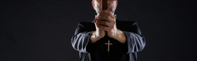 UHAPŠEN SVEŠTENIK! Seksualno zlostavljao dvoje maloletnika, popio KRIVIČNU PRIJAVU - istraga je u toku!