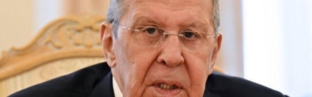 Лавров и шеф дипломатије УАЕ траже хитну деескалацију око Ирана