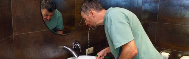 Jedna kašičica olakšava zubobolju i upalu desni: Ispirajte ovim usta i rešićete problem bez posete lekaru