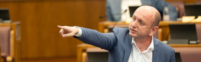 Кнежевић: Спајићева влада преузела наратив да је Београд крив за све у региону