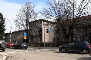 Професорка која је доживела насиље вратила се у учионицу, захтева премештај у другу школу