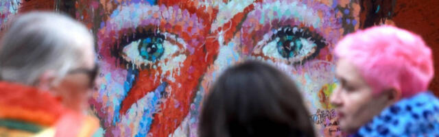 Како је Дејвид Џоунс постао Дејвид Боуви