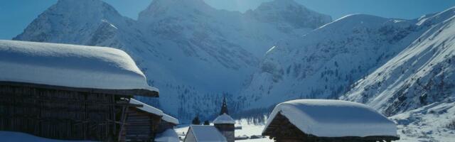 Zimovanje na Alpima jeftinije nego na Zlatiboru i Kopaoniku: Ovo je detaljan cenovnik, iznenadićete se!