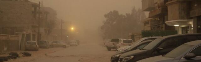 SNAŽNA PEŠČANA OLUJA PARALISALA LIBIJU! Obustvljeni letovi na dva najveća aerodroma, cela zemlja pod gustim oblacima peska i prašine! (FOTO, VIDEO)