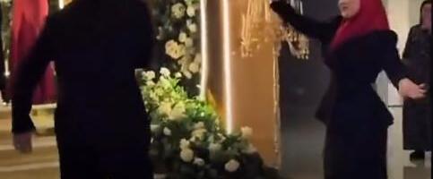 Rodila mu dete, pa mesec dana kasnije zaplesala na svadbi svog muža s drugom ženom: Ovaj snimak je srušio internet