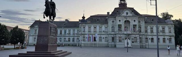 Funkcioneri iz Zrenjanina glume nezavisne posmatrače izbora u Kuli