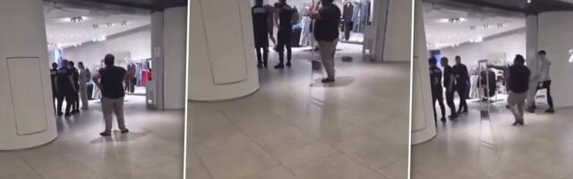 Drama u "Galeriji"! Obezbeđenje ne može da savlada ženu, napao ih i njen muž - stigla policija (VIDEO)
