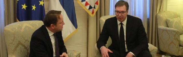 Varhelji ublažio izveštaj? Poslanici EP traže odgovor