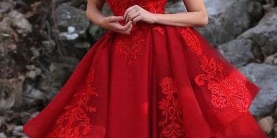 20 najlepših letnjih venčanica u boji koje će vas opčiniti