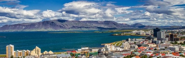 Због двојице француских туриста нагло скочио број заражених на Исланду