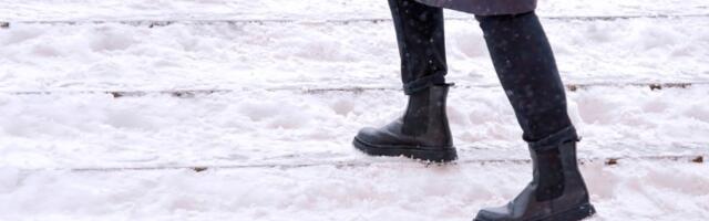 Stavite ovo u obuću pre izlaska iz kuće i noge vam se nikada NEĆE SMRZNUTI