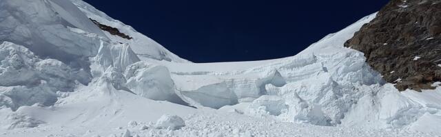 Osmoro skijaša nastradalo u velikoj lavini u Kaliforniji, za jednim se još traga