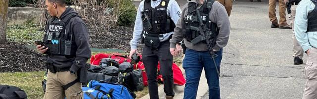 Incident u Detroitu: Naoružan muškarac uleteo vozilom u sinagogu, ubijen u razmeni vatre s obezbeđenjem