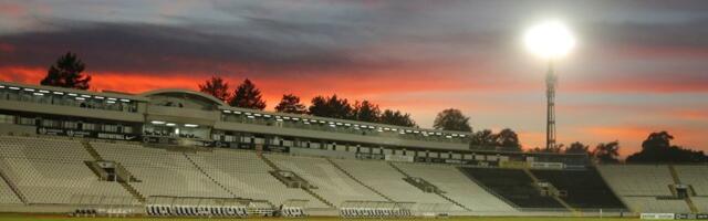 KATASTROFALNO STANJE: Obrušava se stadion Partizana (VIDEO)