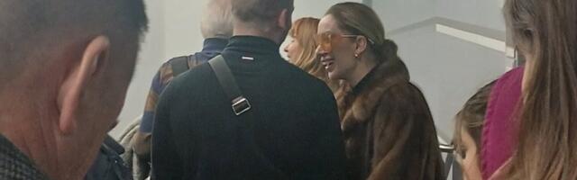 (PAPARACO) Sve vreme se ljube i dodiruju: Evo gde smo uhvatili Teu Tairović