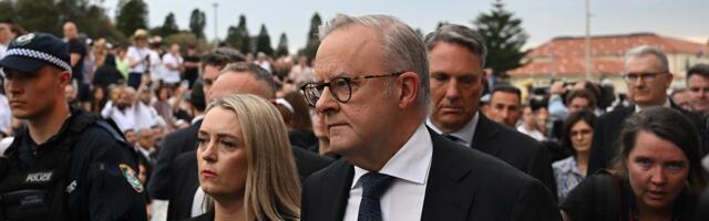 AUSTRALIJA OBELEŽAVA 7 DANA OD TERORISTIČKOG NAPADA! Premijer Albaneze izviždan, dobacivali mu svašta, a onda je IZDAO novo NAREĐENJE! (FOTO/VIDEO)