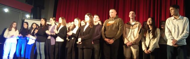 Humanitarna priredba vlasotinačkih gimnazijalaca za malu Nadu