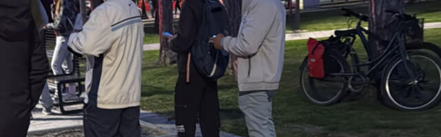 Мигранти попуњавају блокадерске редове