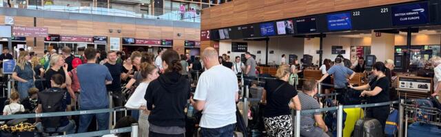 U ovim zemljama granična policija može da vam oduzme telefon i pregleda sve što ima u njemu: Ko odbije saradnju...