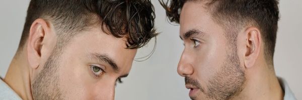 Top 5 letnjih frizura za muškarce koji imaju kovrdžavu kosu